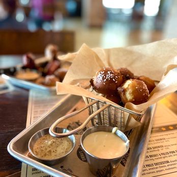 Draft Republic Carlsbad - Comfort Food Near Me - Carlsbad, California