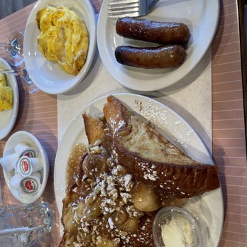 The Breakfast Club and Grill - Bananas Foster French Toast Pork Sausage - Breakfast & Brunch Near Me - Chicago, Illinois The Breakfast Club and Grill - Bananas Foster French Toast Pork Sausage - Breakfast & Brunch Near Me - Chicago, Illinois