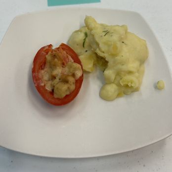 Cooking at the Cottage - Hot Brown stuffed tomato, and mashed potatoes with benedictine. - Cooking Classes Near Me - Louisville, Kentucky Cooking at the Cottage - Hot Brown stuffed tomato, and mashed potatoes with benedictine. - Cooking Classes Near Me - Louisville, Kentucky