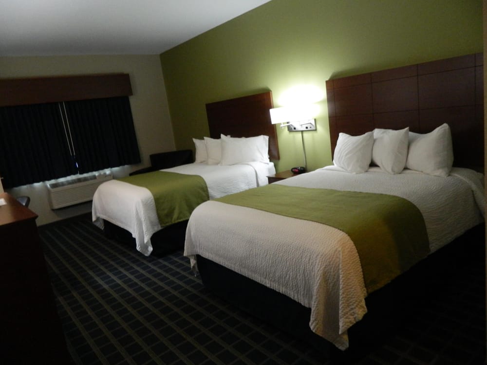 BROOKSTONE LODGE & SUITES 1909 US 18, Algona, Iowa Hotels Phone