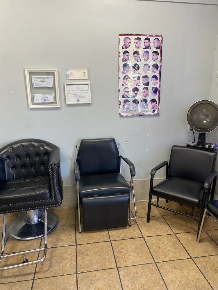 Toxic’s 3 Beauty And Barber Salon