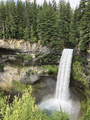 Brandywine Falls Provincial Park by null