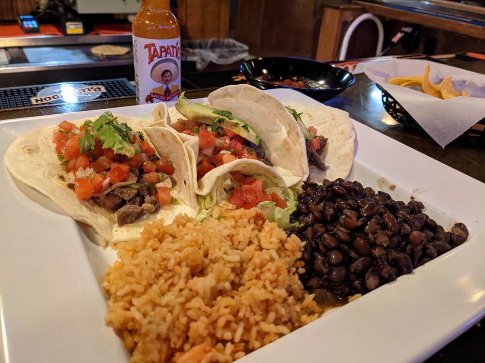 VAQUEROS RESTAURANT Updated October 2024 106 N Wibaux St, Wibaux