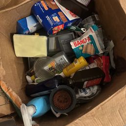 Keep It Moving - More contents thrown in a box, even though they were in containers - Movers Near Me - Slidell, Louisiana