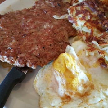 Bill's Cafe - Eggs over medium with country sausage - American Near Me - San Jose, California