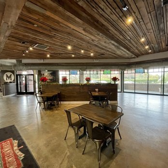 Mountain Mike's Pizza - Main seating area - Pizza Near Me - Gold River, California