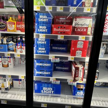 Dollar General - Bud Light! Good Deals! - Discount Store Near Me - Inman, South Carolina Dollar General - Bud Light! Good Deals! - Discount Store Near Me - Inman, South Carolina