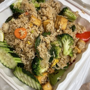 Thai Thai - Basil fried rice with tofu (looks great, but no spice and little flavor) - Thai Near Me - Hanford, California Thai Thai - Basil fried rice with tofu (looks great, but no spice and little flavor) - Thai Near Me - Hanford, California