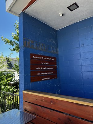 Alua's Thrive Bar by null