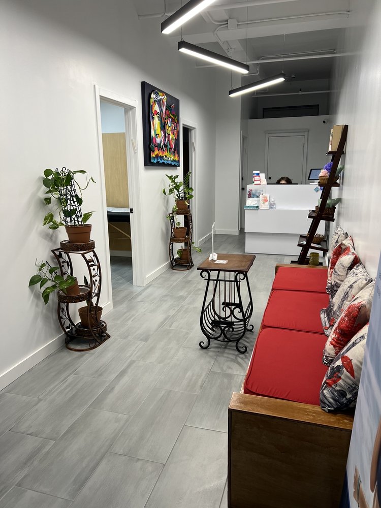 ESFIRsalon - Laser Hair Removal & Waxing Logo