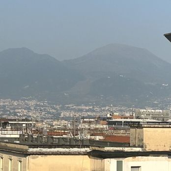 Vesuvio - Parks Near Me