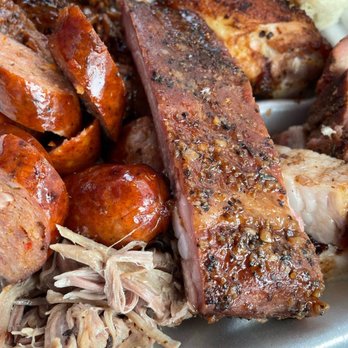 MEGA Texas Barbeque - Mega Mini plate - Caterers Near Me - Fresno, California MEGA Texas Barbeque - Mega Mini plate - Caterers Near Me - Fresno, California