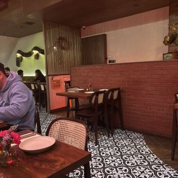Tha Phraya - Inside - Thai Near Me - New York, New York Tha Phraya - Inside - Thai Near Me - New York, New York