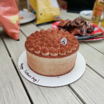 Manzou Bakery - Tiramisu - Bakeries Near Me - Toronto, Ontario
