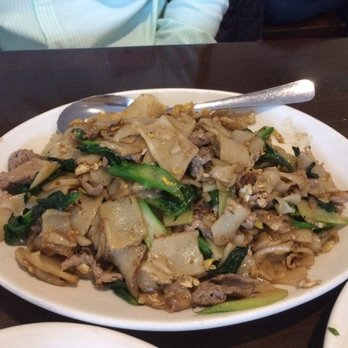 Thai Square Restaurant - Pad See-Ew w/ Beef - Thai Near Me - Arlington, Virginia