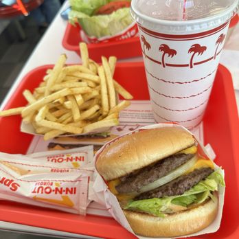 In-N-Out Burger - Fast Food Near Me - Las Vegas, Nevada
