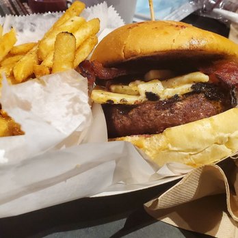 Brgr Stop - Burgers Near Me - Coconut Creek, Florida