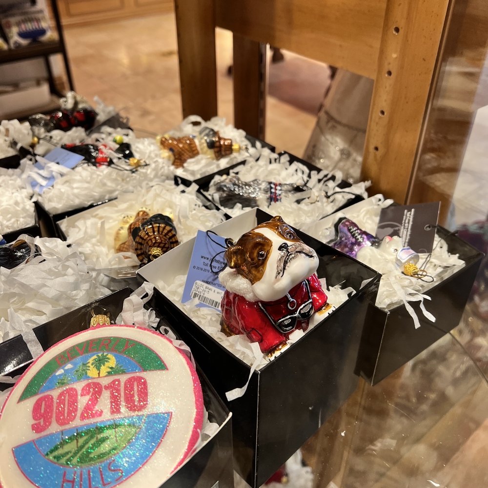 GEARYS Beverly Hills - Christmas - Jewelry Near Me - Beverly Hills, California