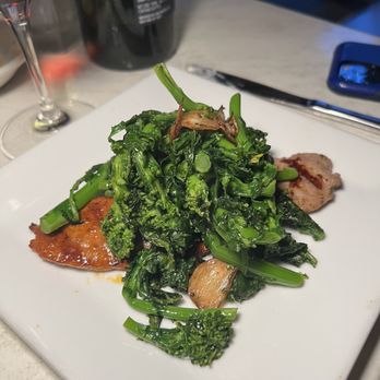 Il Posto Accanto - Broccoletti e Salsicce - Italian Near Me - New York, New York Il Posto Accanto - Broccoletti e Salsicce - Italian Near Me - New York, New York