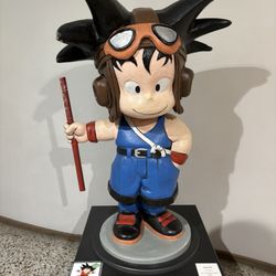 Centre Belge de la Bande Dessinée - Son Goku in all his little tiny glory.