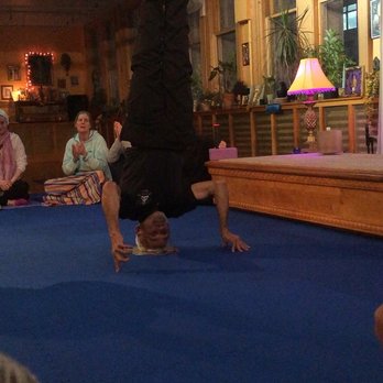 Dharma Yoga Center - Dharma ji during closing satsang February 2018 LOAY 200hr - Yoga Near Me - New York, New York Dharma Yoga Center - Dharma ji during closing satsang February 2018 LOAY 200hr - Yoga Near Me - New York, New York