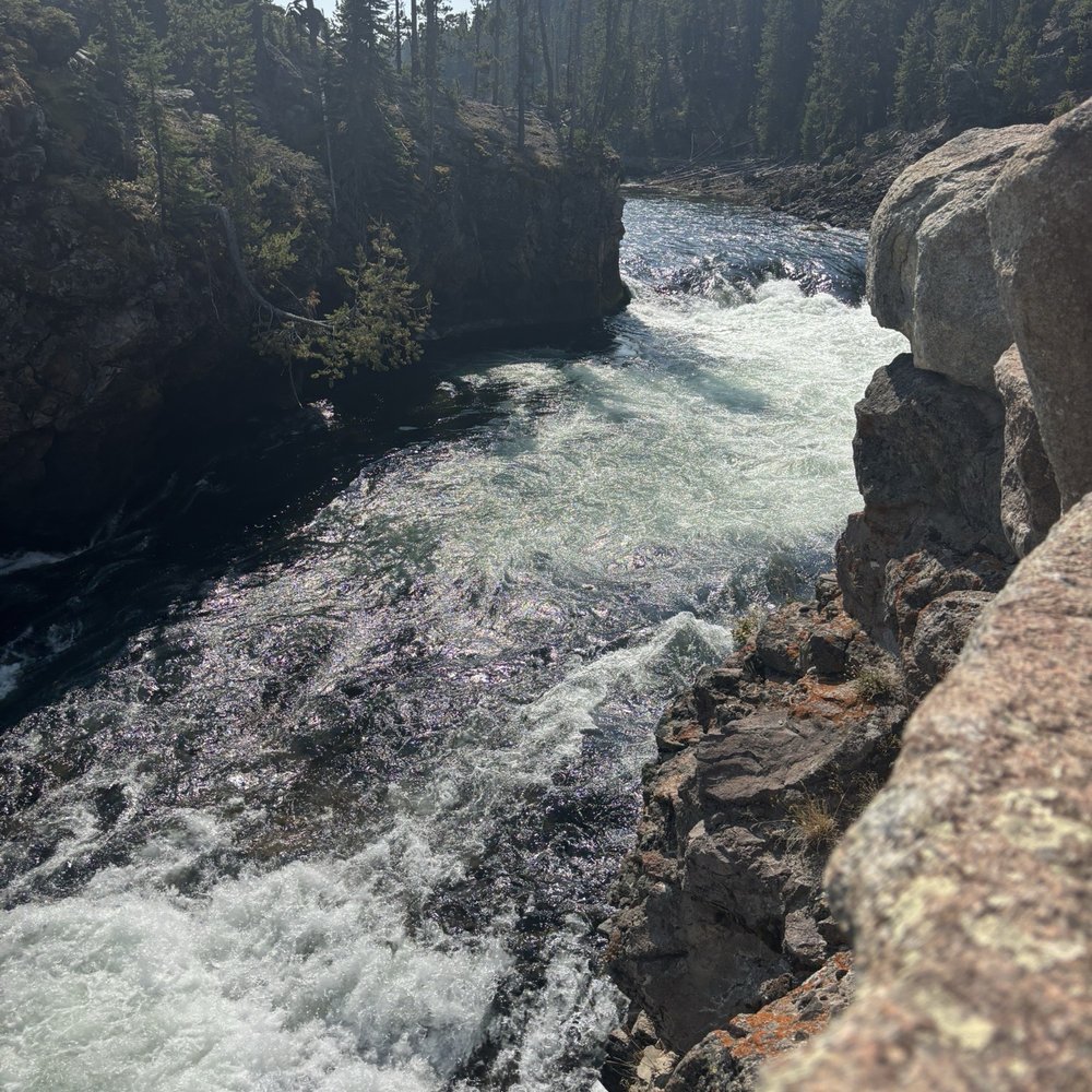 Yellowstone Vacation Tours - Tours Near Me - West Yellowstone, Montana Yellowstone Vacation Tours - Tours Near Me - West Yellowstone, Montana