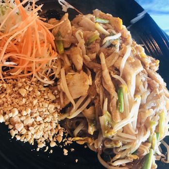 Isan Zaap Thai Cafe - Chicken Pad Thai - very good, sweet, saucy, flavorful - Thai Near Me - Orlando, Florida Isan Zaap Thai Cafe - Chicken Pad Thai - very good, sweet, saucy, flavorful - Thai Near Me - Orlando, Florida