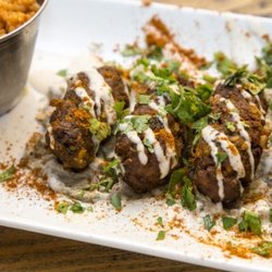 Admír - Kafta - Lamb meat balls grilled with pistachios, parsley and spices