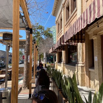 Pizza N Such - Outside seating along the sidewalk. - Pizza Near Me - Claremont, California