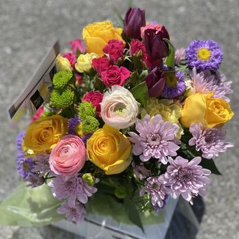 Jeannettes Flowers - Beautiful Bouquet of Flowers, hand picked! - Florists Near Me - Campbell, California Jeannettes Flowers - Beautiful Bouquet of Flowers, hand picked! - Florists Near Me - Campbell, California