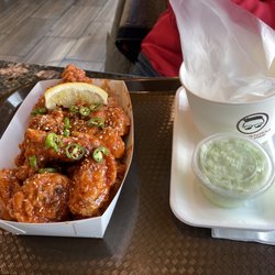 Gangnam & CoCo - Yang yum chicken with coleslaw
