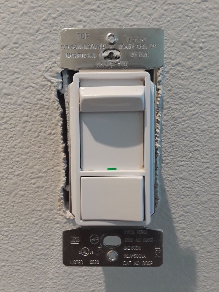 Slide of H E S Herrera Electric Solutions