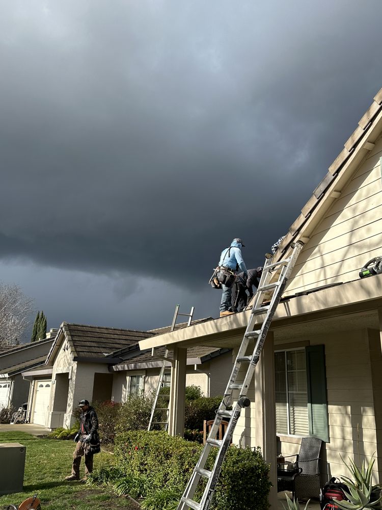 Slide of Triple R Roofing