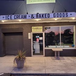 Wishflower Bakery And Creamery Shoppe - Store Front Photo