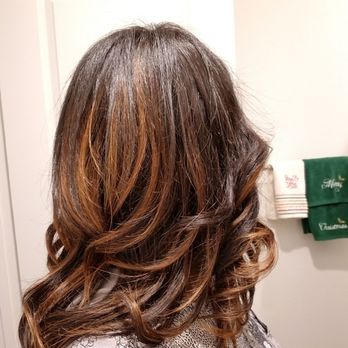 Escape Salon - Layers and balayage - Hair Salons Near Me - Claremont, California Escape Salon - Layers and balayage - Hair Salons Near Me - Claremont, California