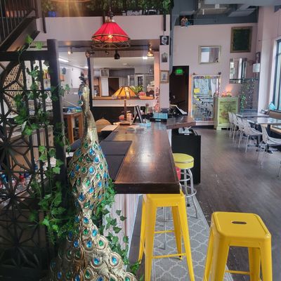 Kahlo & Loyal by null