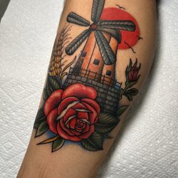 Lucky Rose Tattoo