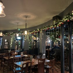 The Gipsy Moth - Dining area