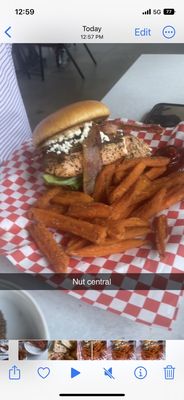 Brunchaholics To Go by null