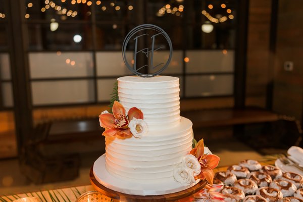 VG Donut & Bakery by null