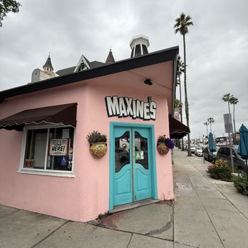 Maxine's Cafe - Maxine's - Breakfast & Brunch Near Me - Los Angeles, California Maxine's Cafe - Maxine's - Breakfast & Brunch Near Me - Los Angeles, California