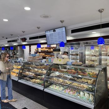 FORTUNATO BROTHERS - Updated June 2025 - 550 Photos & 558 Reviews - 289