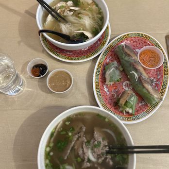 Friendship Kitchen - Bowls of pho and a garden role with chicken. - Vietnamese Near Me - Portland, Oregon Friendship Kitchen - Bowls of pho and a garden role with chicken. - Vietnamese Near Me - Portland, Oregon