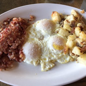 The Diner - Corn beef hash, eggs, and potatoes - Diners Near Me - Boynton Beach, Florida The Diner - Corn beef hash, eggs, and potatoes - Diners Near Me - Boynton Beach, Florida