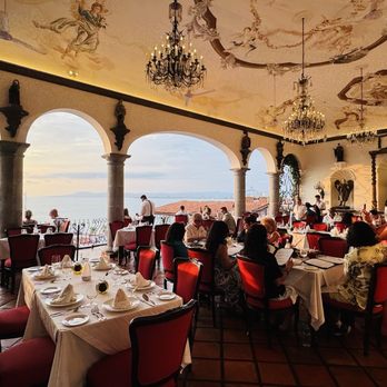 La Cappella - Dining area - Italian Near Me - Puerto Vallarta, JAL