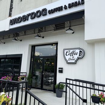Underdog Coffee & Bread - The entryway. Wheelchair accessible. - Coffee & Tea Near Me - Falls Church, Virginia