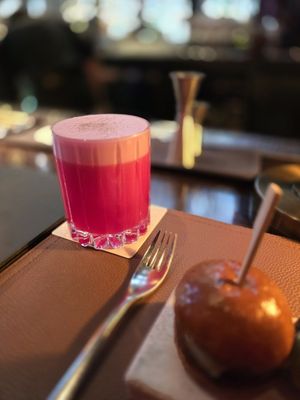 CUT by Wolfgang Puck by null CUT by Wolfgang Puck by null