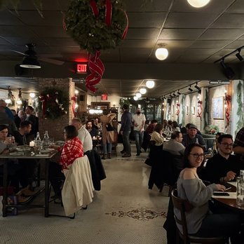 New York Restaurant - diners sitting at tables - Polish Near Me - Catskill, New York New York Restaurant - diners sitting at tables - Polish Near Me - Catskill, New York