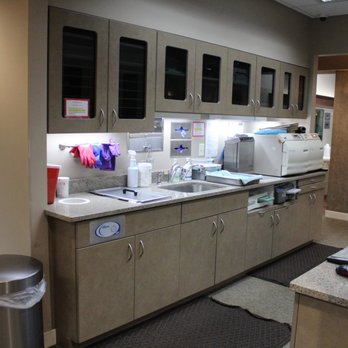 Cedar Rapids Smile Center, PLC - Sterilization - Cosmetic Dentists Near Me - Cedar Rapids, Iowa