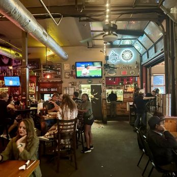 Fox Bros. Bar-B-Q - Interior - Barbeque Near Me - Atlanta, Georgia